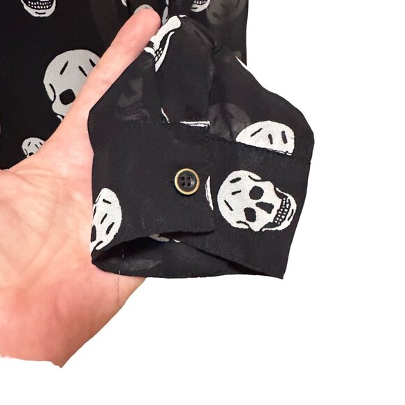 Fun and Flirt Womens S Black Skull Print Sheer Hi-Low Long Sleeve Blouse - Picture 7 of 13